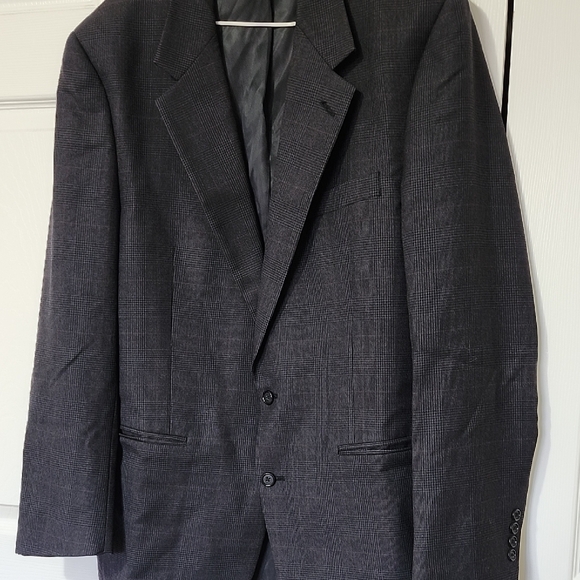 Burberry Charcoal Checkered 100% Pure Wool Blazer - Picture 3 of 9